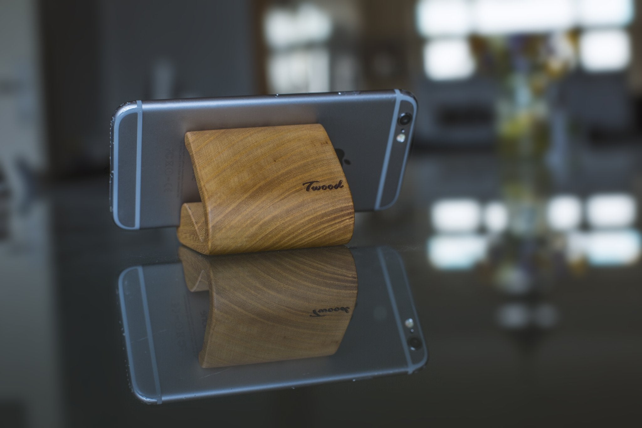 Wooden Mobile Stand - Handmade Phone Holder | Twood - TwoodPhone StandTwoodshoppingEco-FriendlyDesk AccessoriesHandmadebeige
