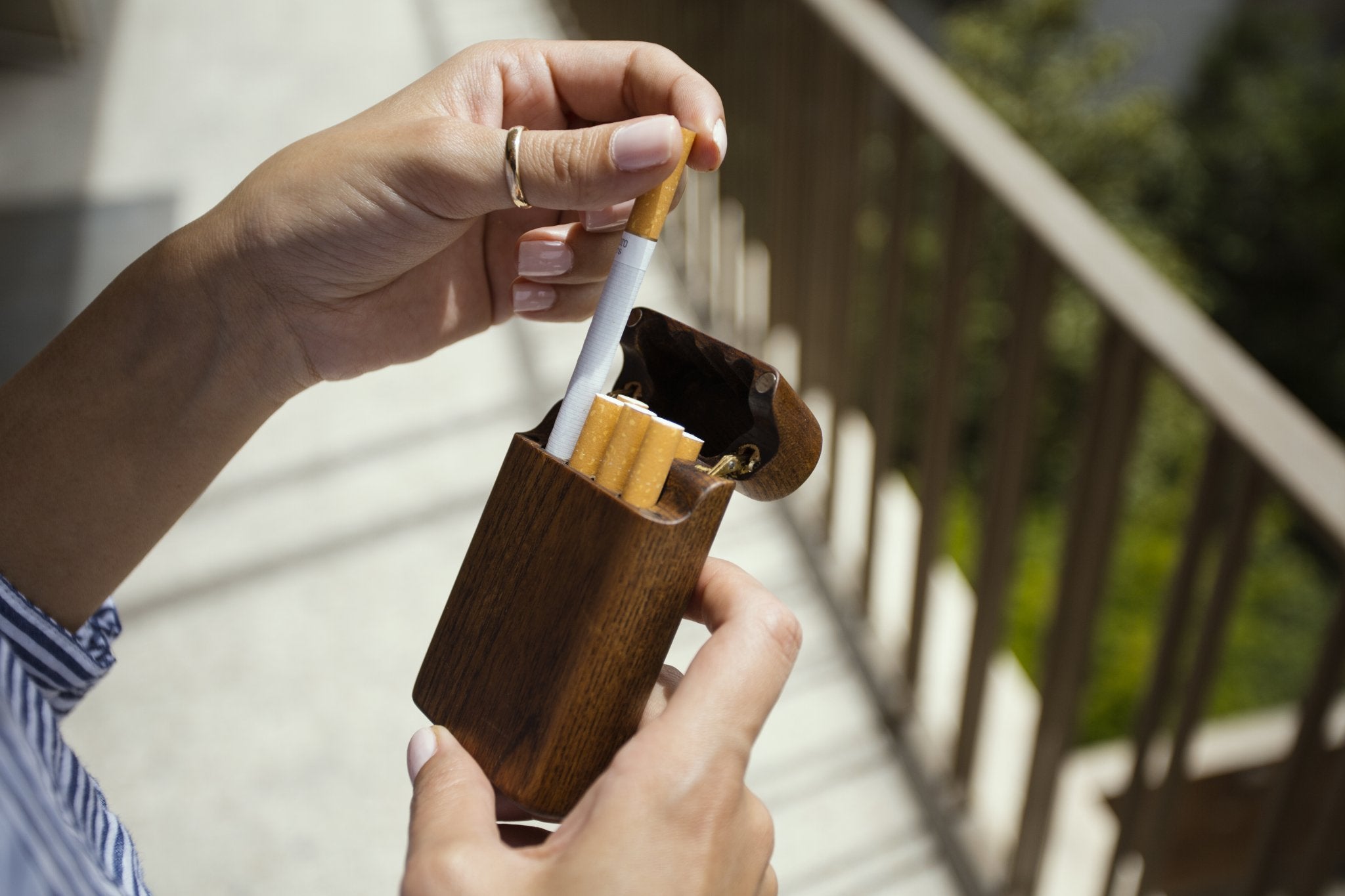 Wooden Cigarette Case - Handcrafted Natural Wood for 7 - TwoodWooden Cigarette CaseTwoodshoppingEco-FriendlyCigarette Case