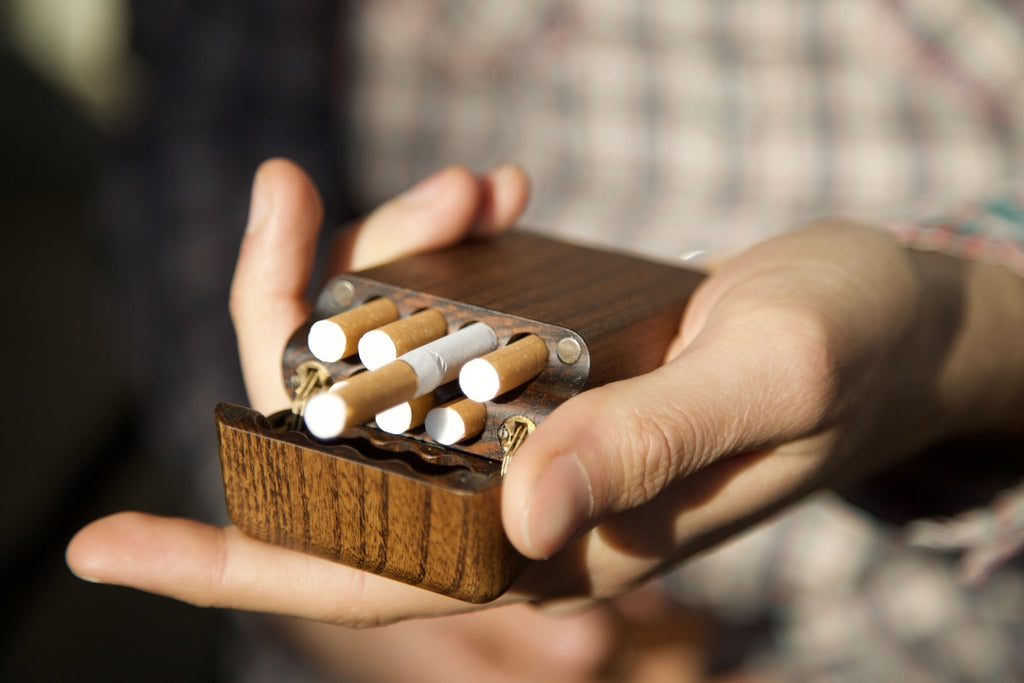 Wooden Cigarette Case - Handcrafted Natural Wood for 7 - TwoodWooden Cigarette CaseTwoodshoppingEco-FriendlyCigarette Case