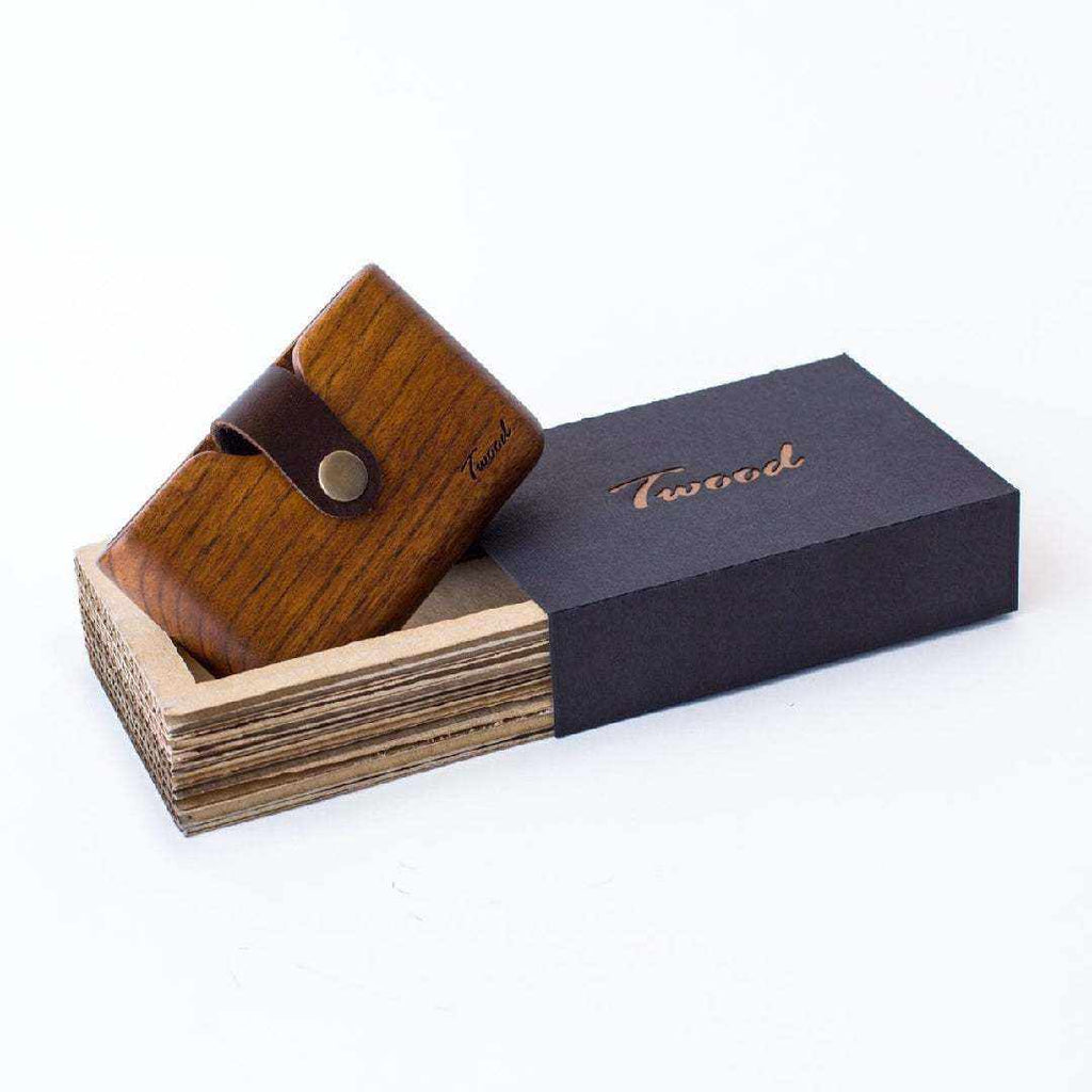 Compact handmade wooden wallet with card slot in eco-friendly gift box