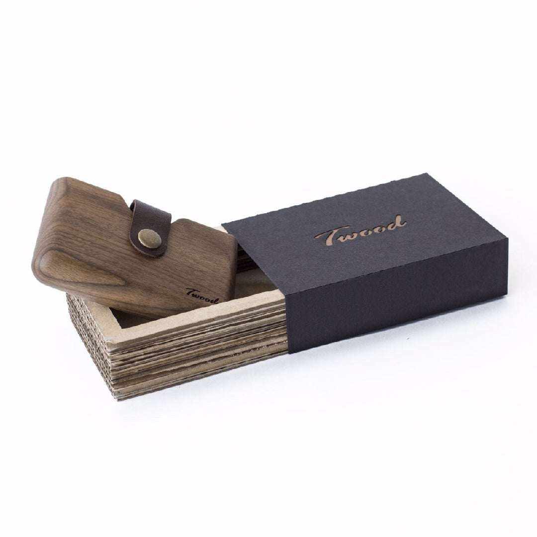 Eco-friendly handmade wooden wallet with card slot in a black gift box