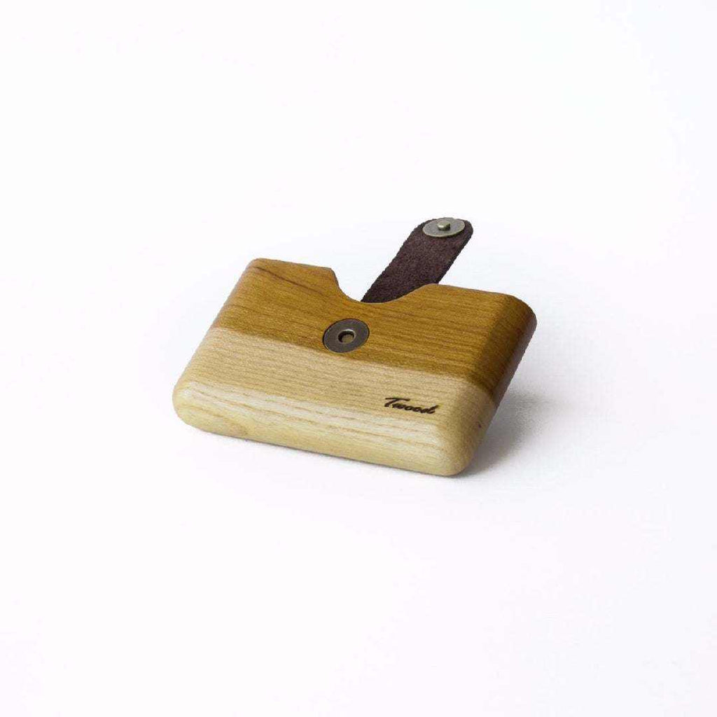 Eco-friendly handmade wooden wallet with card slot and natural finish