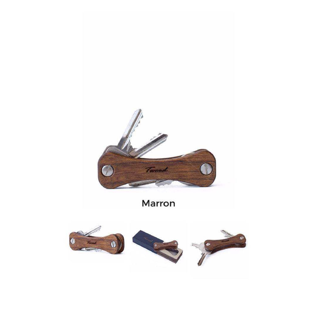 Wooden keychain with six keys, handcrafted retractable design, eco-friendly and sustainable accessory in brown wood